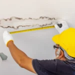 Como tirar mancha de infiltração da parede em manutenção predial com mofo.